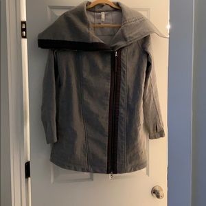 Lululemon Gray oversized collar sweatshirt jacket